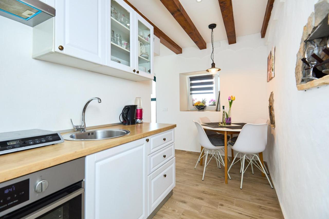 Stone House Biskup Appartement Babino Polje Buitenkant foto